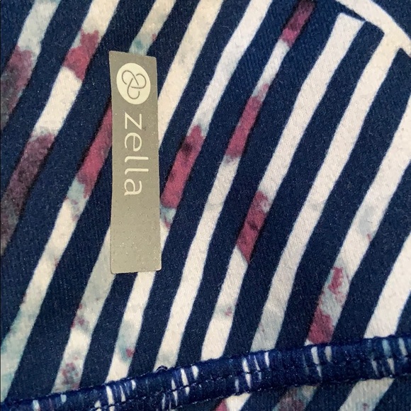 Zella capris colourful mesh detailed leggings - Picture 2 of 5